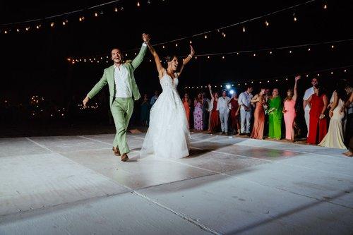 mobile - carousel-hero-element image-3